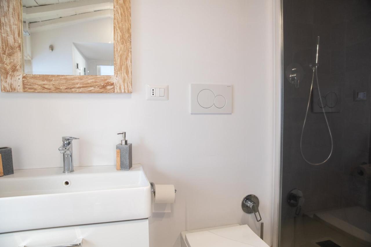 Loft Nel Borgo Appartement Bracciano  Buitenkant foto
